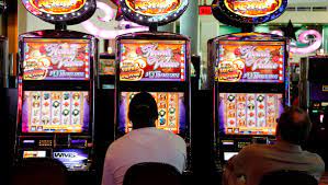 Slot Online dengan Pembayaran Tercepat: Menang Besar. Slot online telah menjadi salah satu opsi permainan kasino yang paling populer